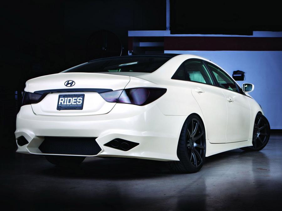  Hyundai Sonata 2.0T by Rides 2010 года  (фото 18 из 26)